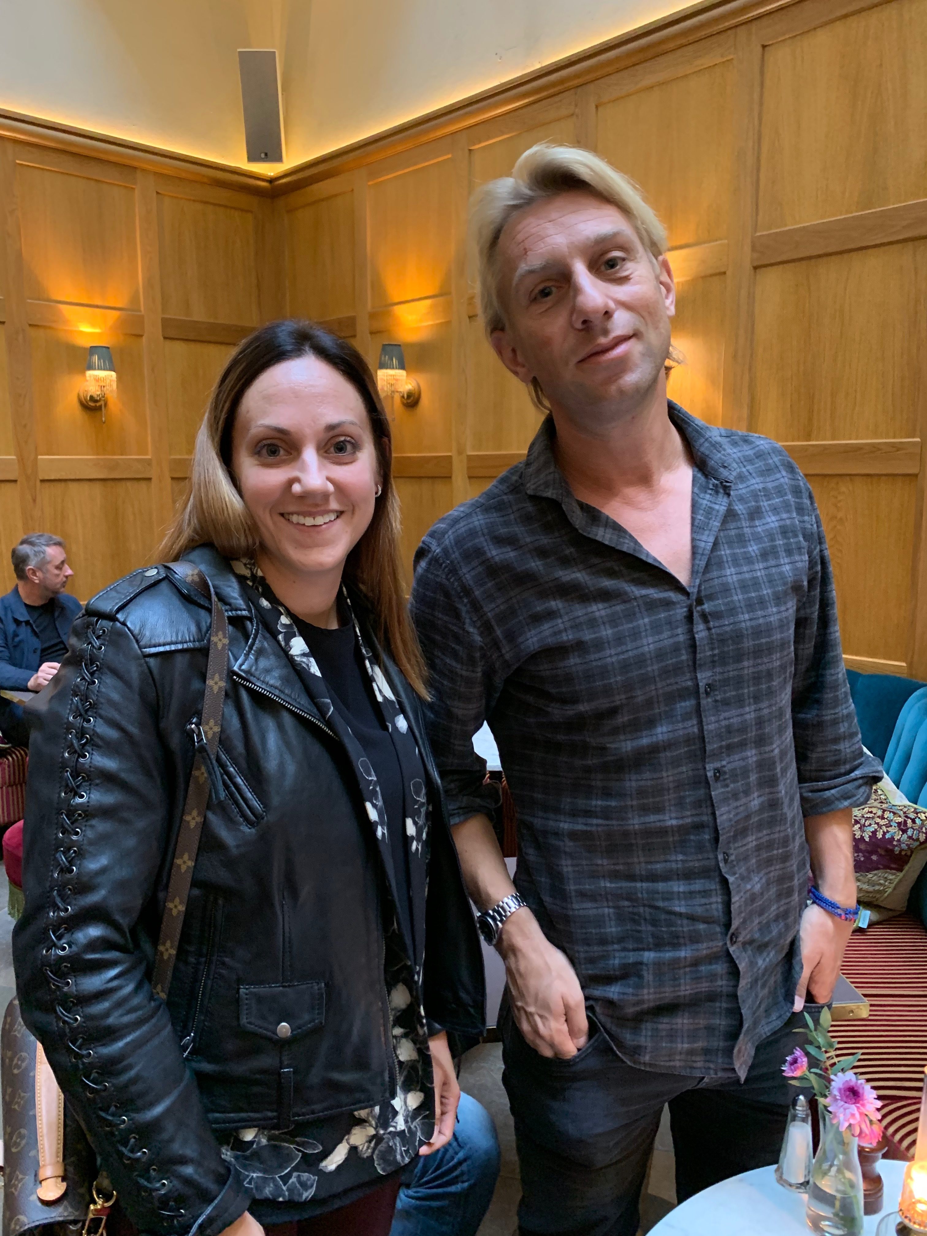 0800CF64-C770-466D-8BB6-5F4EA6AC6D99-e1569390400447 - träffat min idol