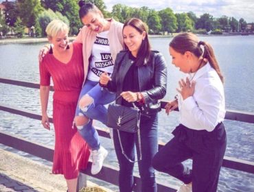 021E11CD-11E7-47F7-879B-89E5772BC4BA