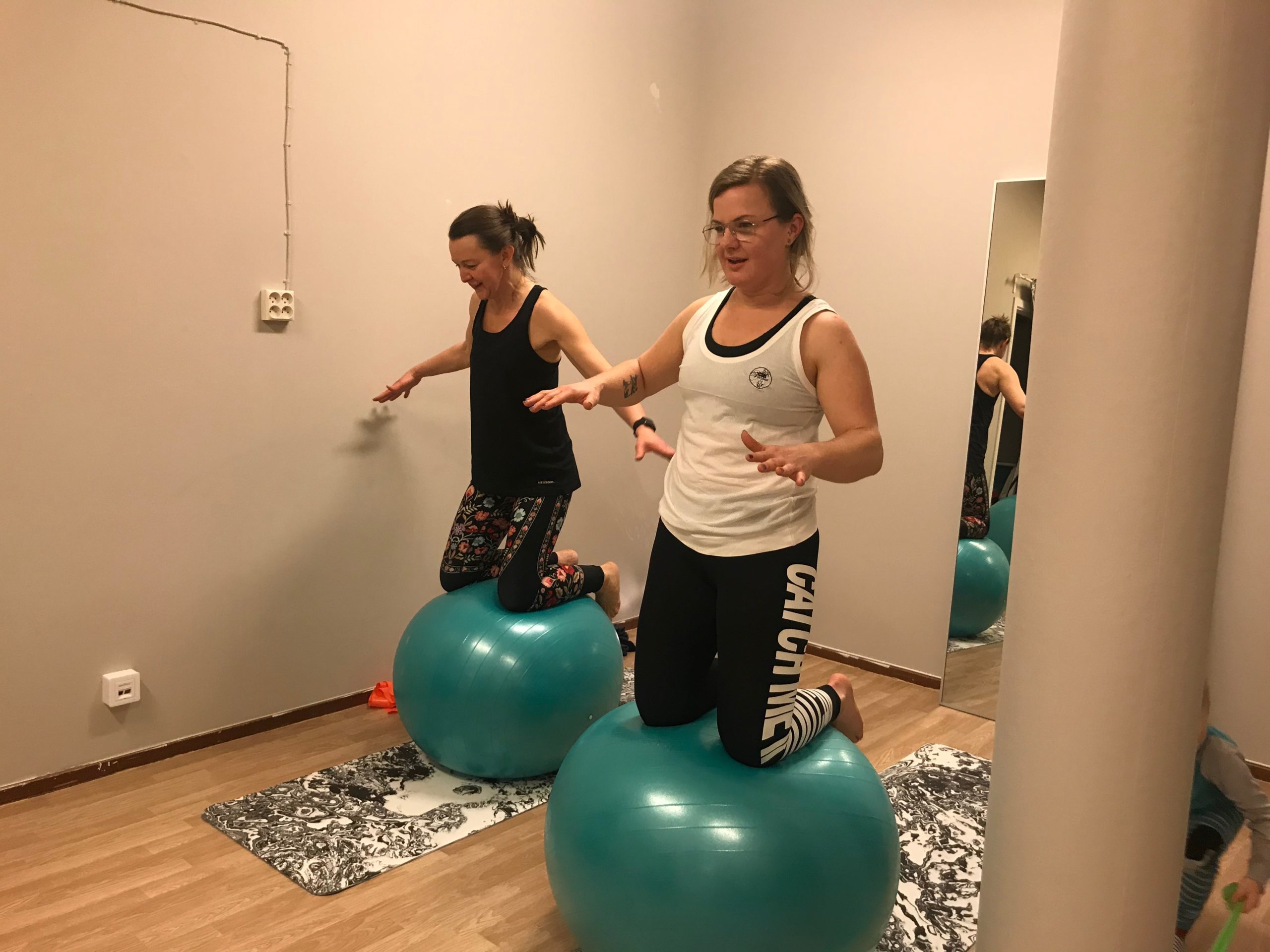 IMG_8452-scaled - pilates bollar träna
