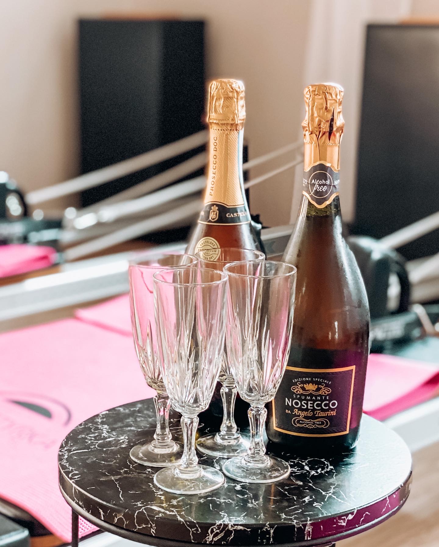 37744ACF-E41E-4552-916F-4DDDD3E9E824 - Prosecco pilates