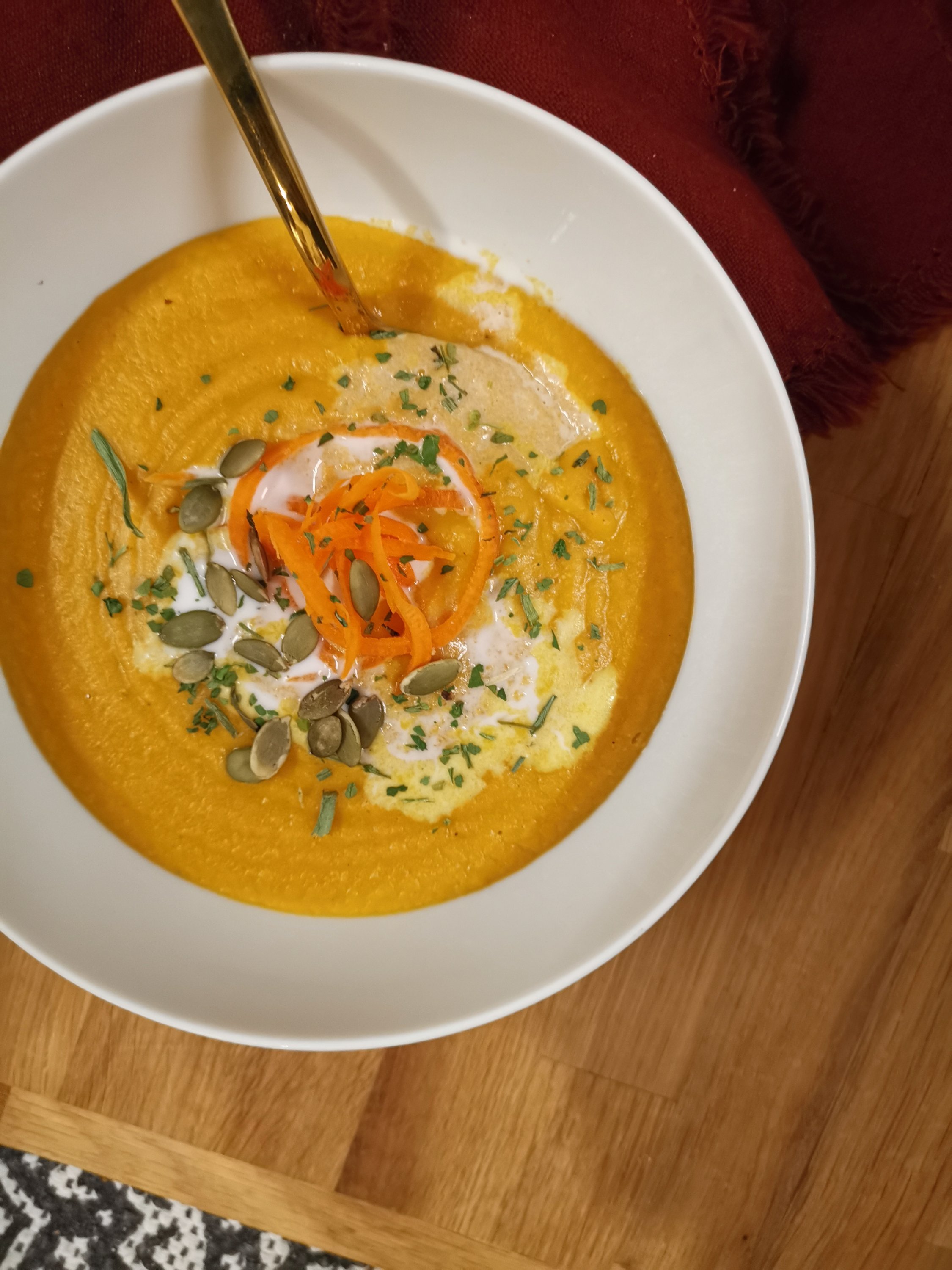 img_20190129_1847525440315467804170239 - morot- och linssoppa