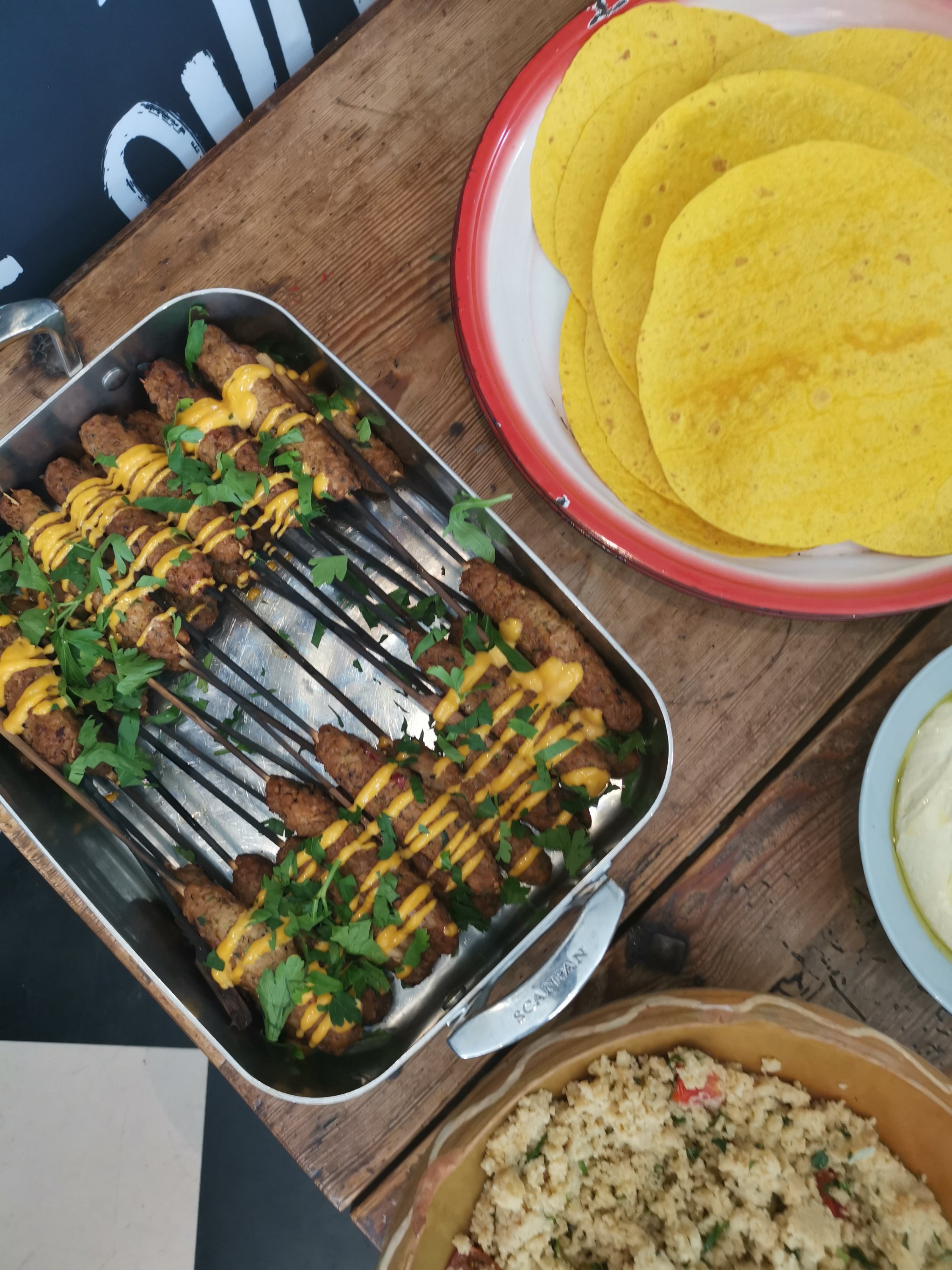 img_20190425_1217231635072056864298403 - Grill-lunch med Oumph. Förhandstitt på nyheter!