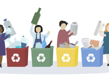 etudiants-decouvrent-diverses-matieres-recyclables_53876-40276