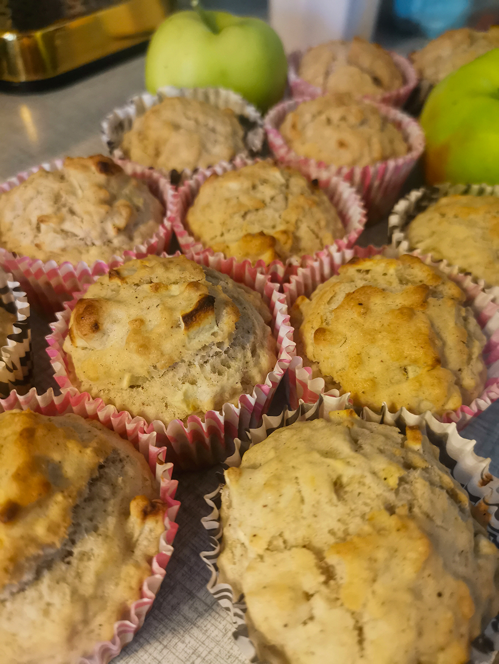 veganska och glutenfria äppelmuffins