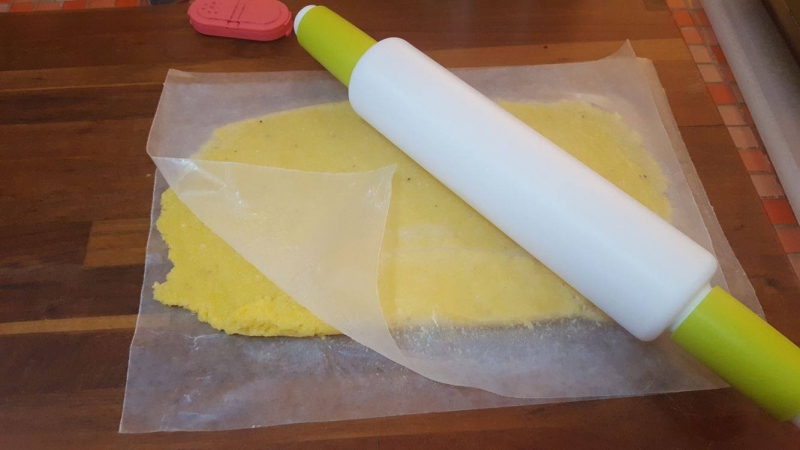 15966700_10158030830280258_211322370_o - Recept på polentapizza!