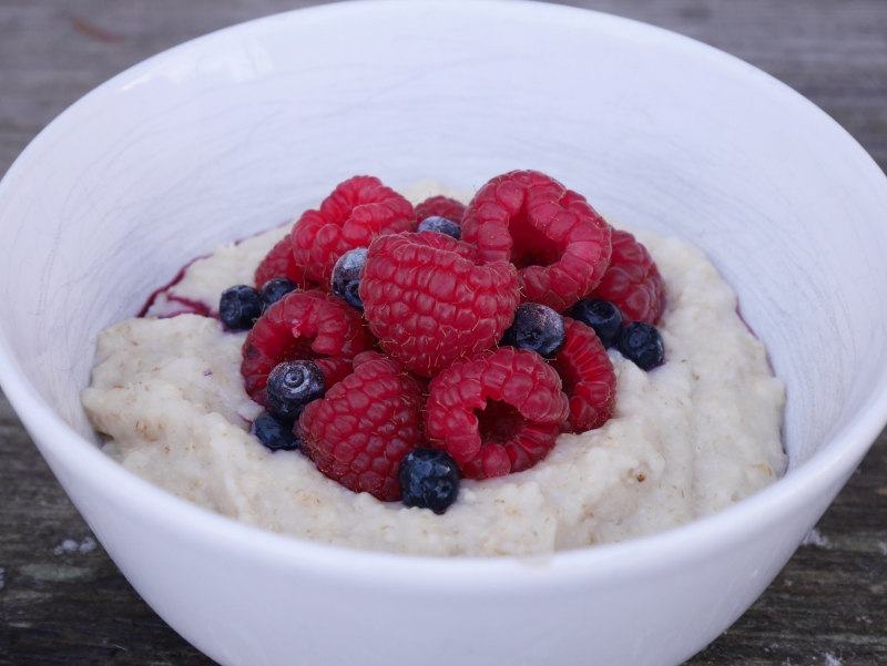 1090464 - 5 fördelar med att äta havregrynsgröt