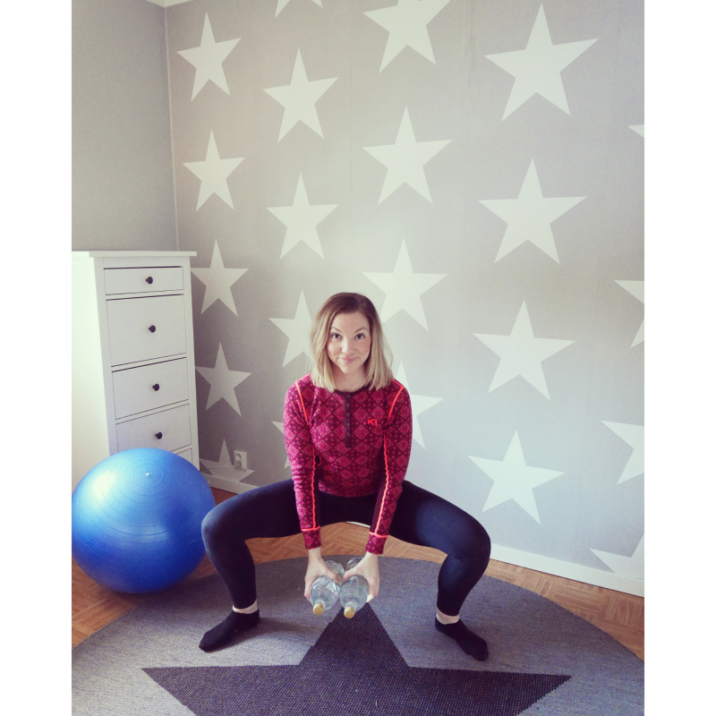 PhotoGrid_1490203191346 - Man tager vad man haver   -PET-flaska