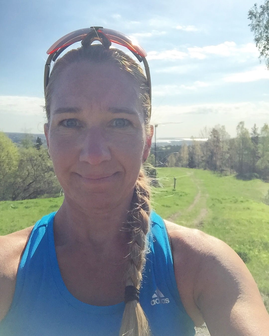 9A75C80B-8344-4AA4-A9EB-7F75239944CC - Morgonpass i ”min” gröna fina skog