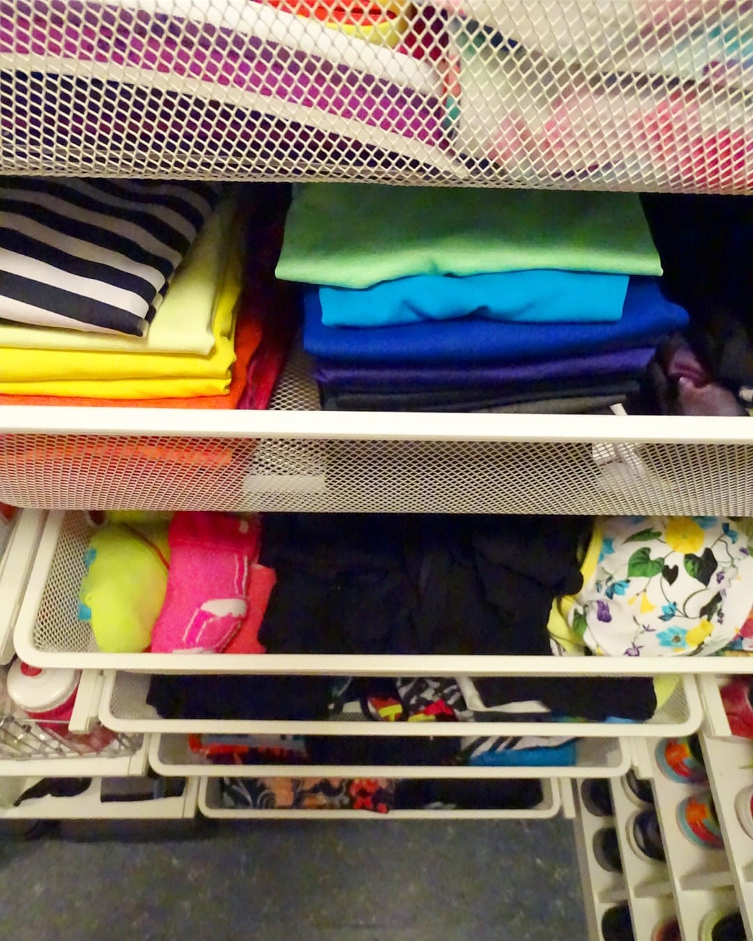 B7BE9672-CB08-4379-949F-085DD4960913 - Walk-in-closet för träningskläder