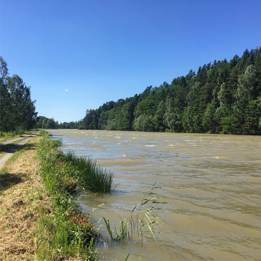 D450CC62-5C19-4165-8747-2F1A2B93A885 - Transportlöpning