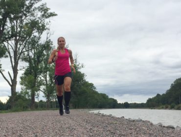 Lunchlöpning vid kanalen