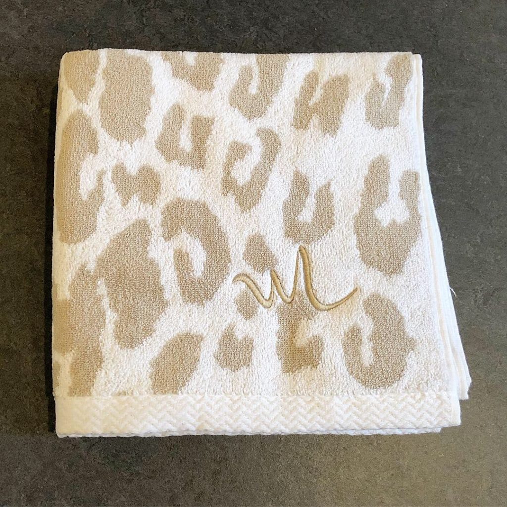 Leopardhanddukar