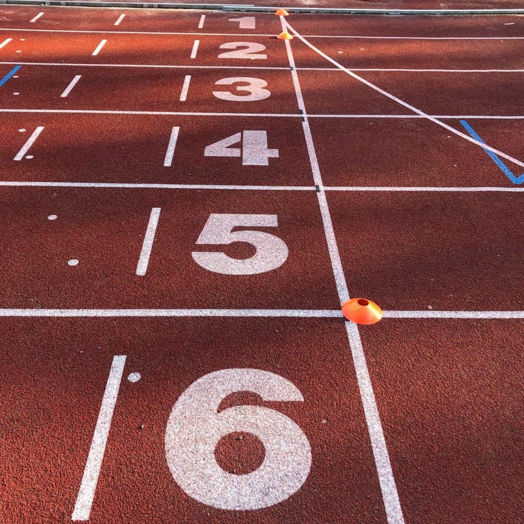 68BC496E-44B9-436A-8A69-8BC2F196FE7C-1024x1024 - Träning på löparbana