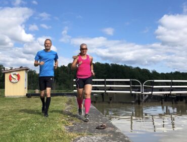 Parlöpning vid kanalen