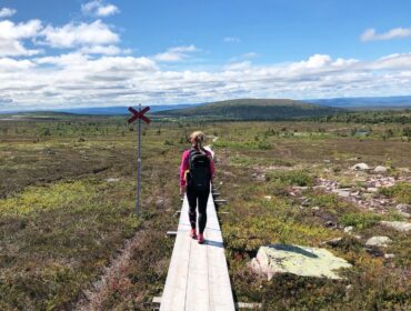 Vandring till Stensjön och Mellanfjällets topp