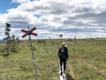 EBE525B5-B9AF-452E-8F8D-0FC957F3DE65