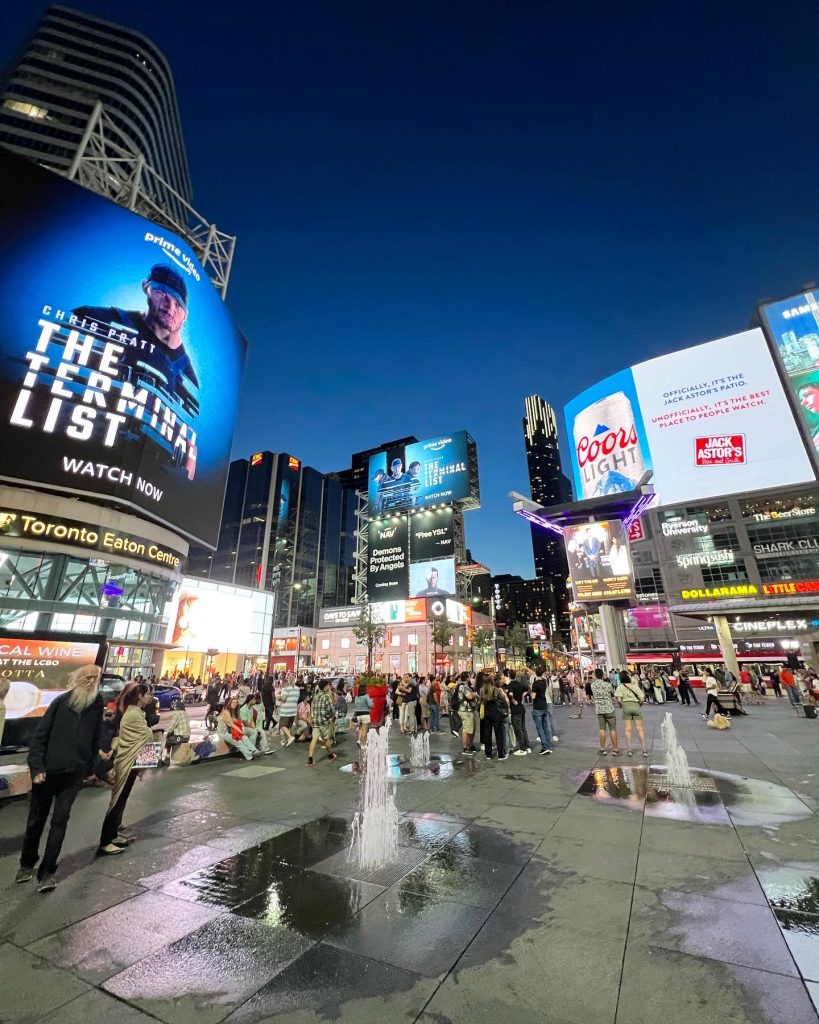 Yonge-Dundas Square
