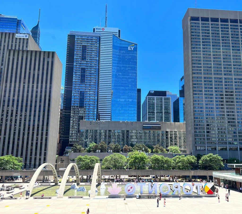 Torontoskylten bakifrån