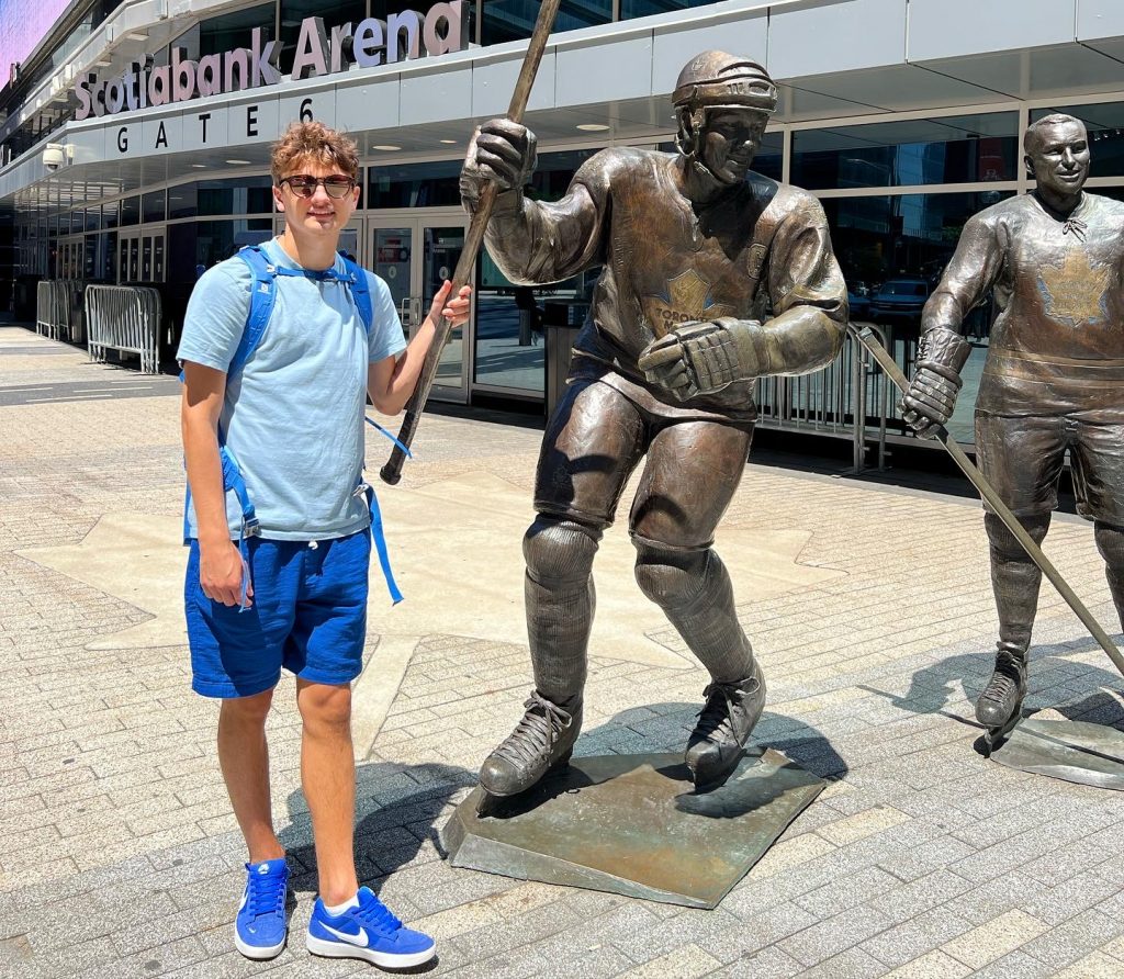 Jacob med Mats Sundin