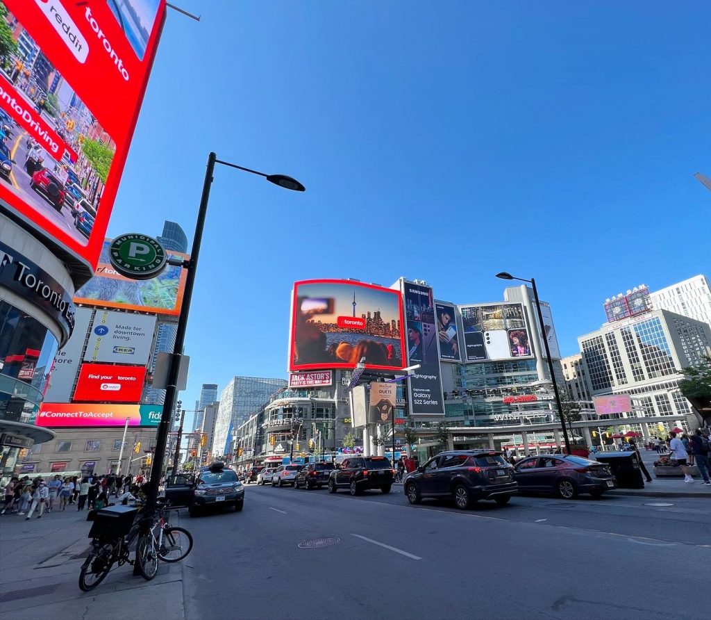 Yonge-Dundas Square