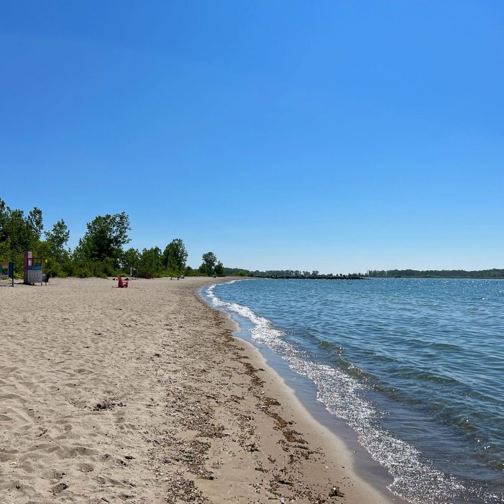 Ward's Island Beach