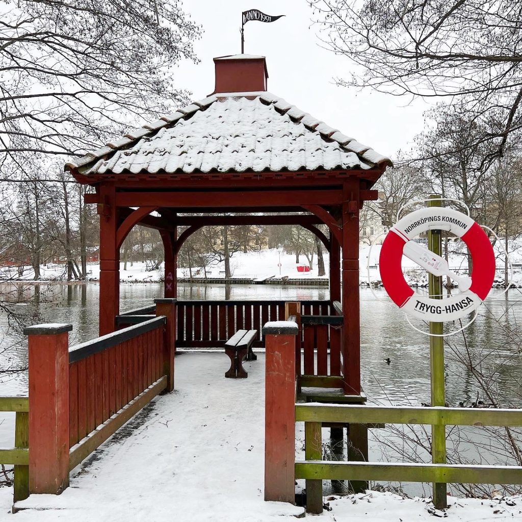 Åbackarna