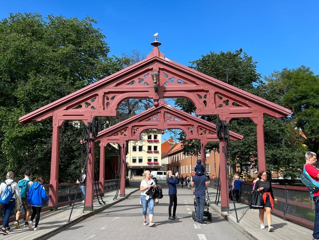 Gamle bybro