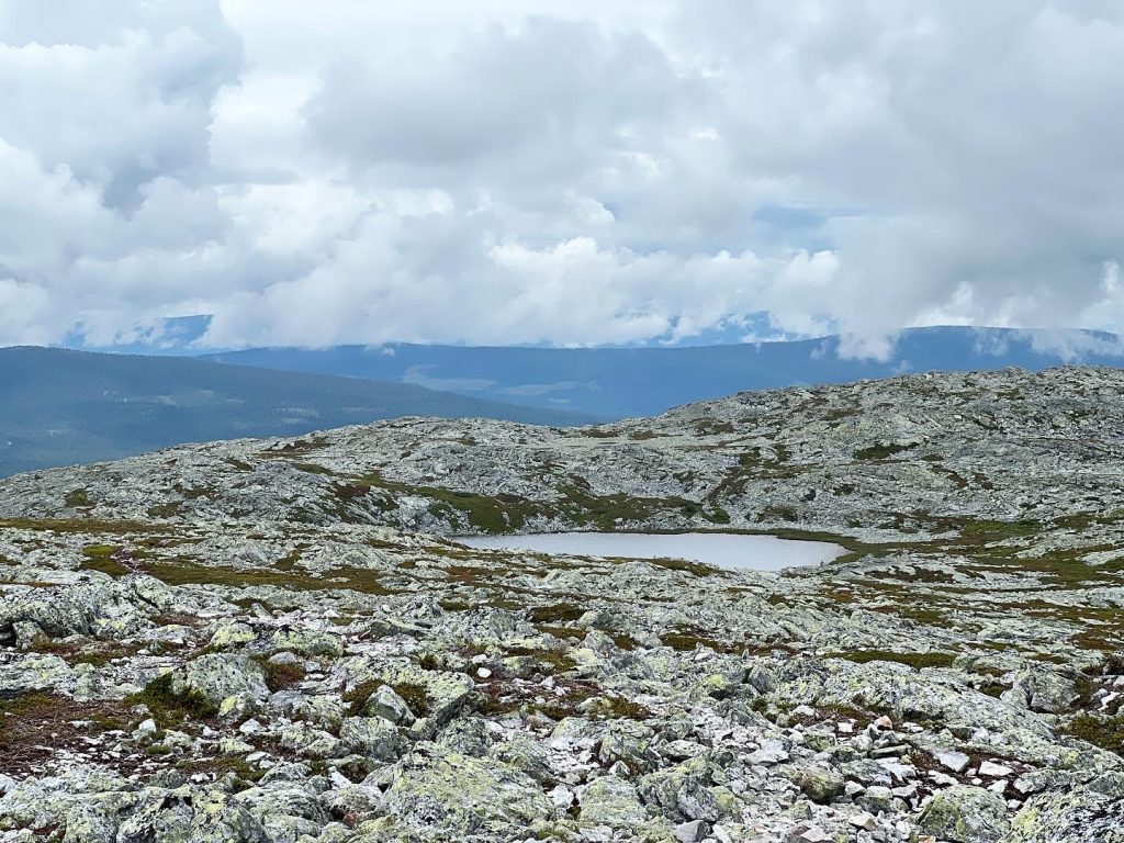 B30F6C79-8B3A-4C38-90BE-D34FF59078F6-1024x768 - Skurufjellet och Skurufjelltjønna