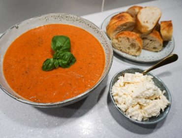 Tomatsoppa med fetaost