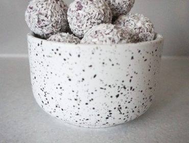 Proteinbollar blåbärscheesecake