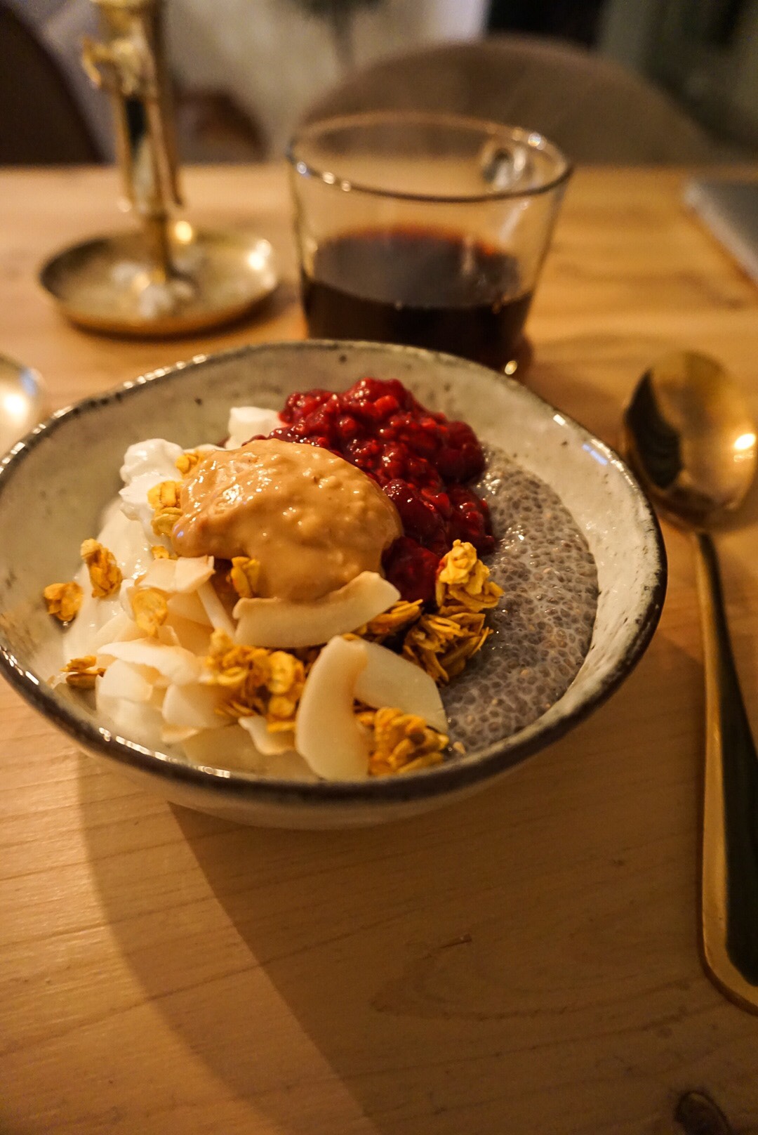 55ed856d-3d90-4b59-88b0-83e4e734e30d - smoothie bowl