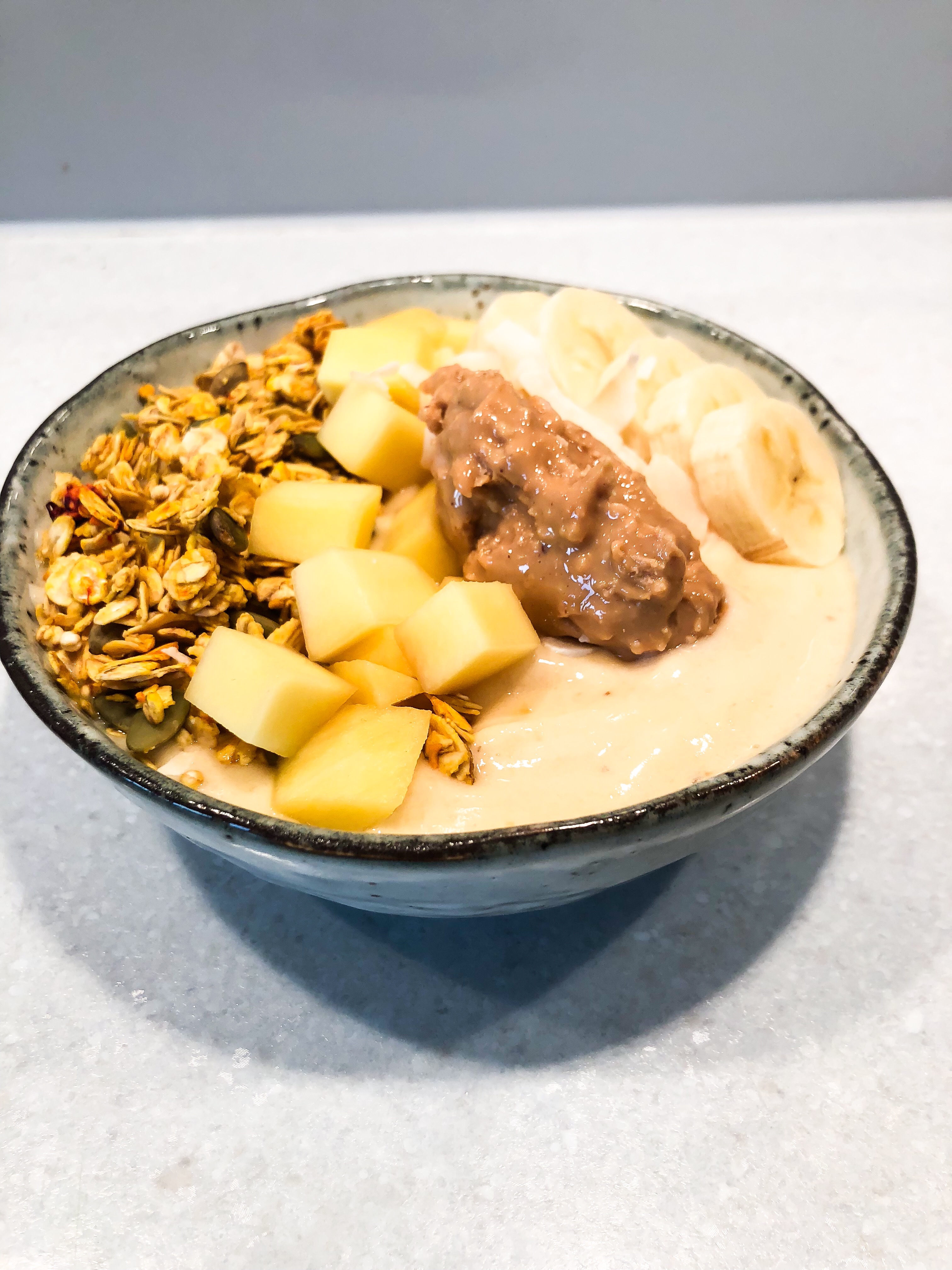 71E4696D-D067-4545-8456-88EC7B0AAD0A - smoothie bowl