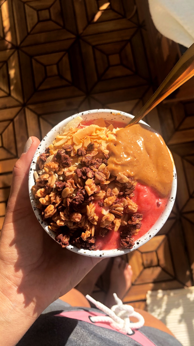 8A738F34-961B-4B67-B08B-A7EDEC0FC404 - smoothie bowl