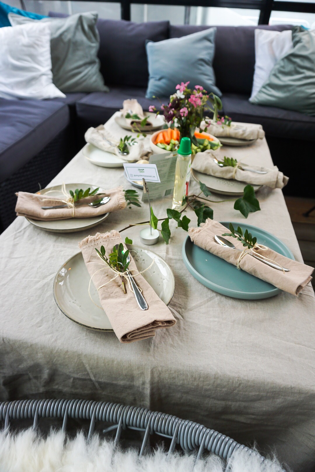 01f35956-db8a-442d-ab2d-06b2724bda6c-1 - Afternoon tea