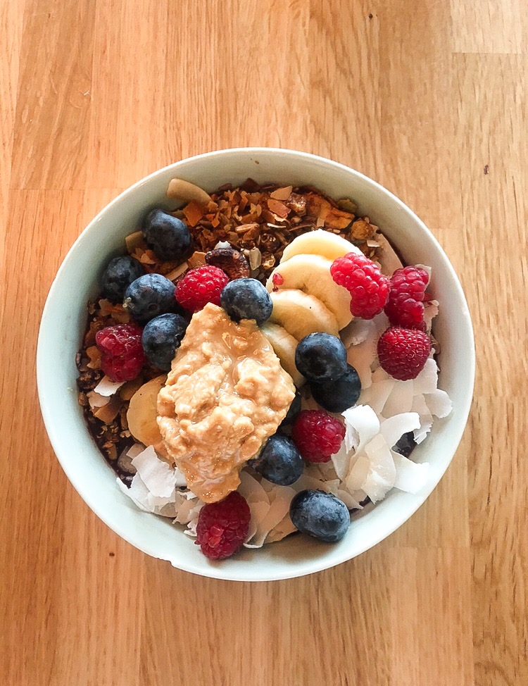 reload superfood frukost