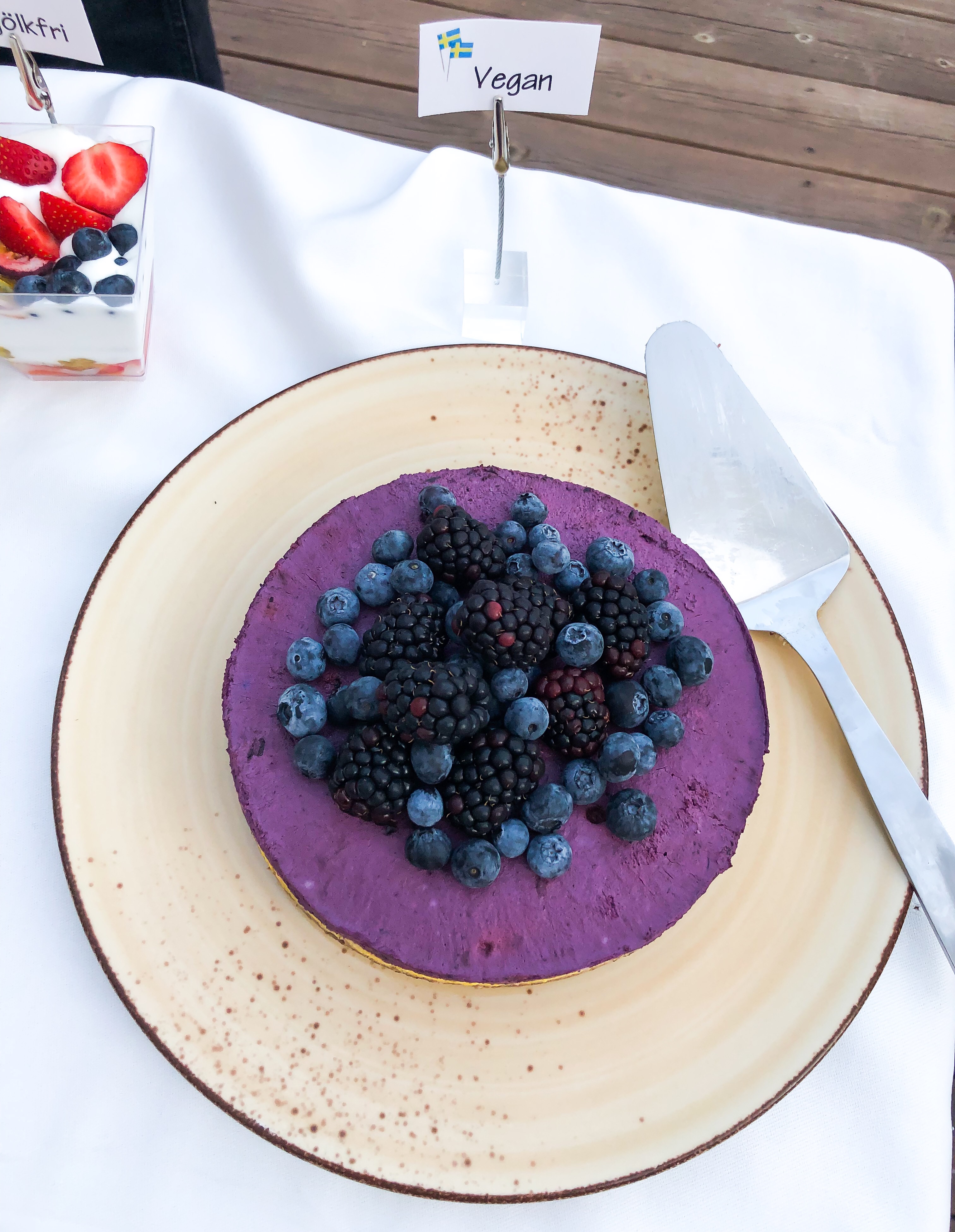 Raw blåbärscheesecake 