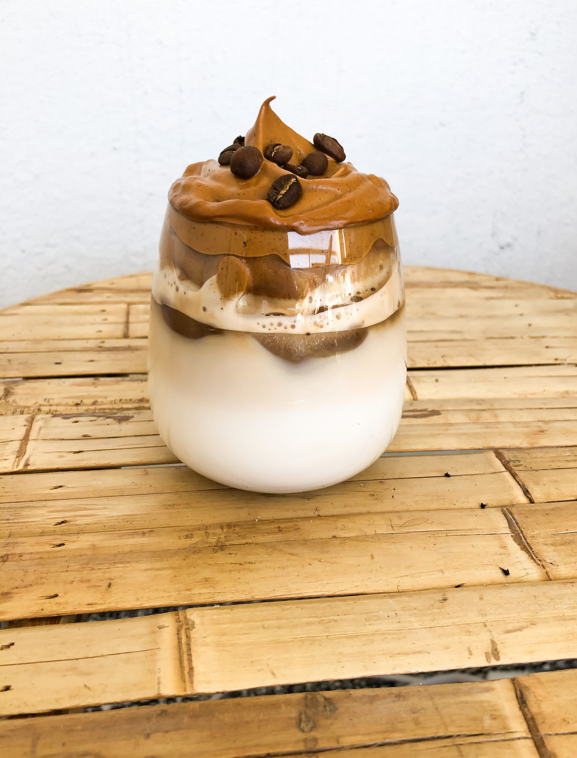 Sockerfri dalgona coffe