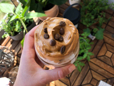 Sockerfri dalgona coffe