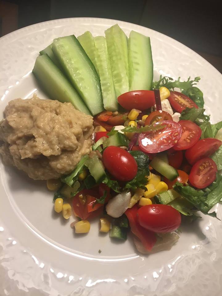 24252111_1803583939682769_1243246694_n - Hummus
