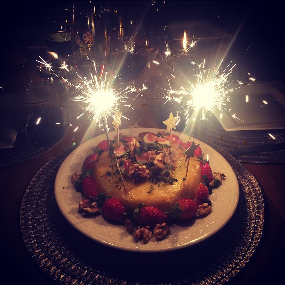 26754920_1864405776933918_1353265382_n - Brieosttårta - recept