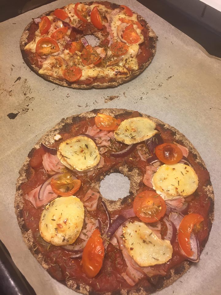 51147004_2180810765274877_2400467542540812288_n - knäckepizza