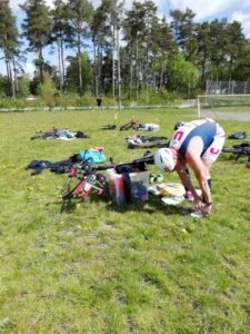 60129215_1998008413655739_6887422217429188608_n-225x300 - Triathlon