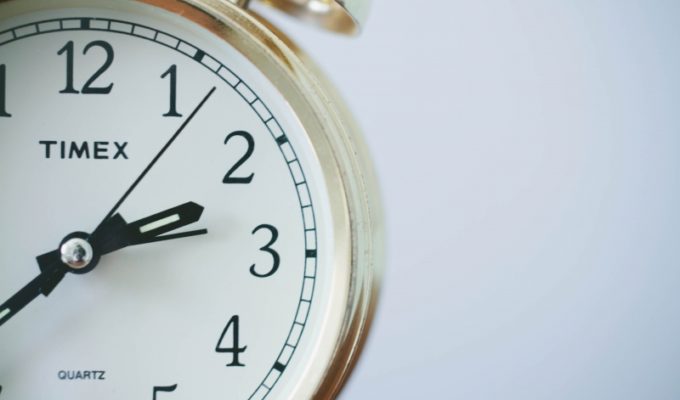numbers-time-watch-white