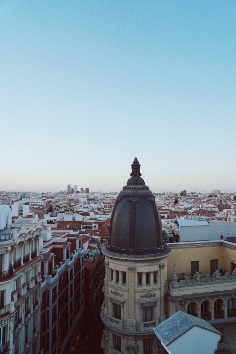 1FDFE73A-D0D4-4E55-9065-336D01C7FE0B-1 - Promenerar & äter mig genom Madrid