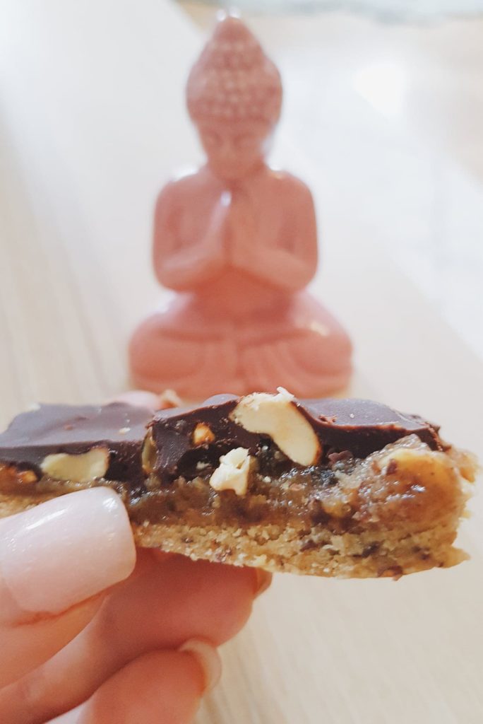 Glutenfria-jordnötsbars-684x1024 - Snickersbars