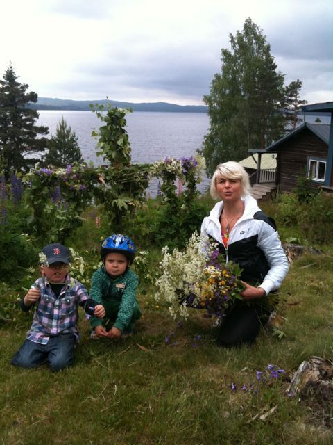 p_2048_1536_BAA6D42C-6597-4B4F-91D6-E6C7DE50B7BA - Glad midsommar!