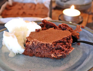 seg kladdkaka i långpanna godaste kladdkaksrecept