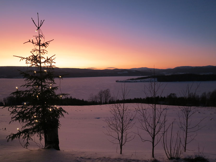 jorm_solnedg jorm_solnedg - Solnedgång över tomteverkstaden