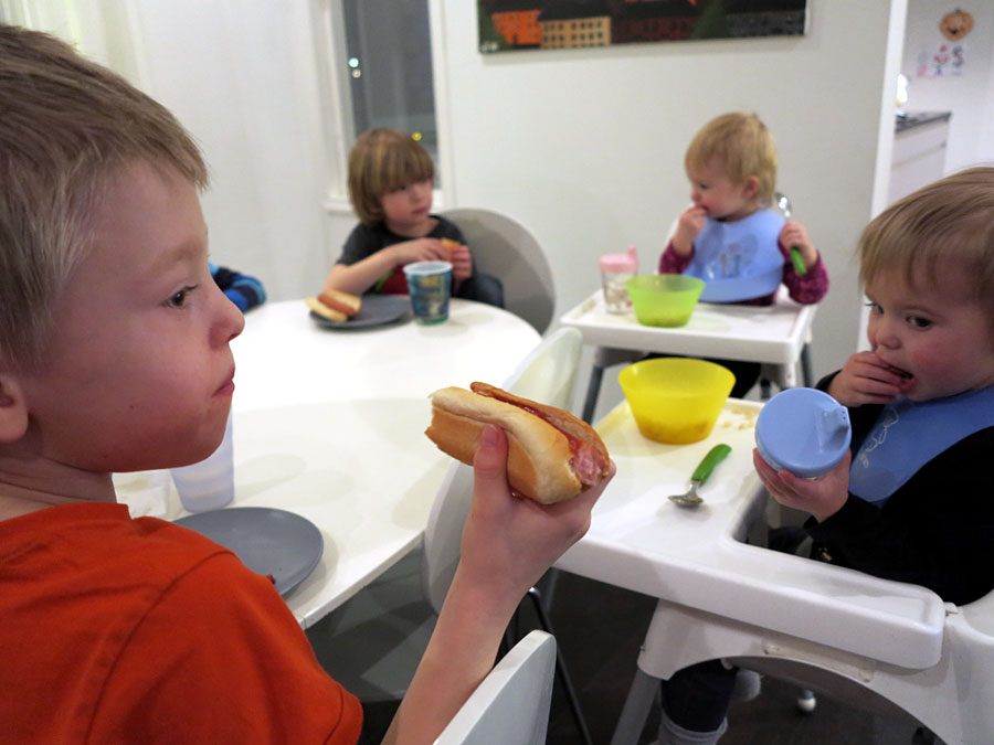 hugo_korv hugo_korv - Tjejer och stress