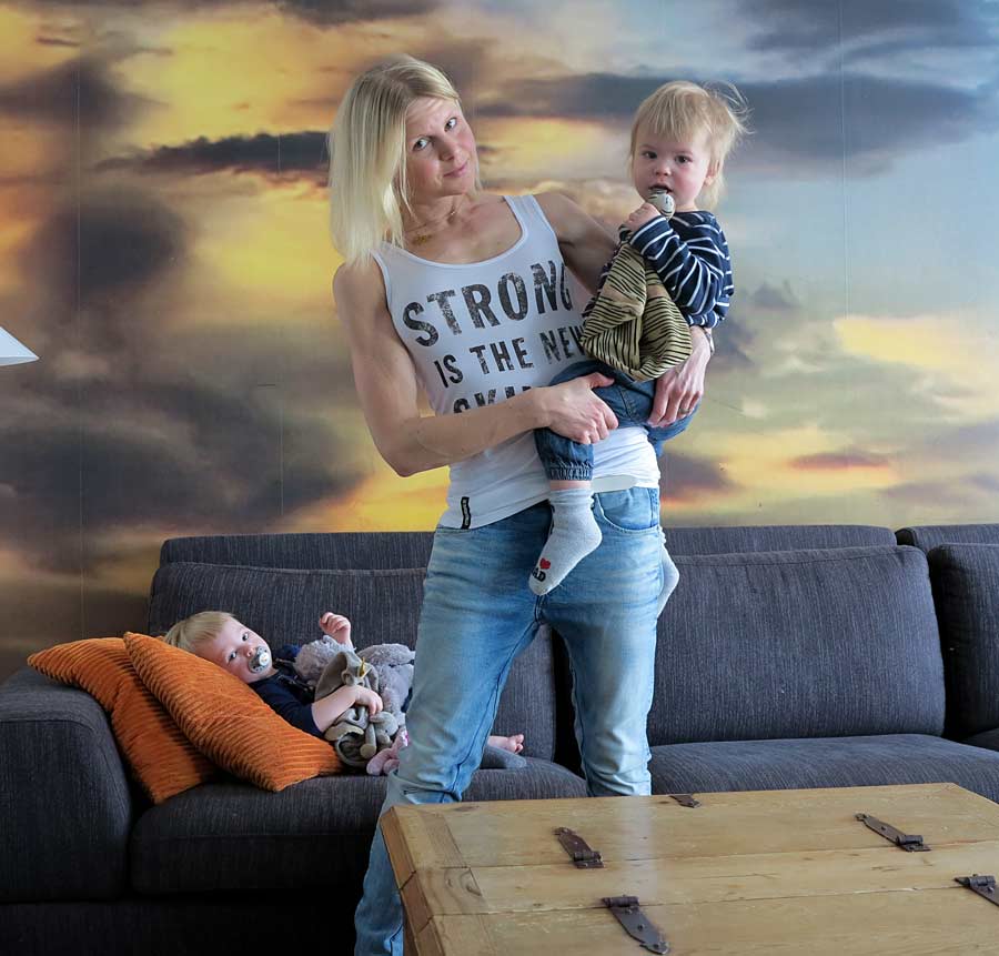 strong_mama strong_mama - Budskapstryck och barn